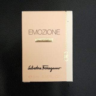 サルヴァトーレフェラガモ(Salvatore Ferragamo)のFerragamo　香水　5ml(香水(女性用))