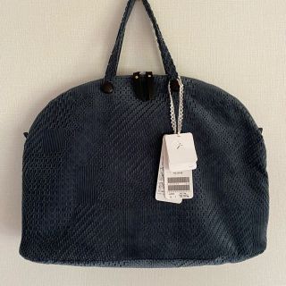 ミナペルホネン(mina perhonen)の未使用　ミナペルホネン　ベルバッグ　bell bag  ランドパズル　blue (ハンドバッグ)