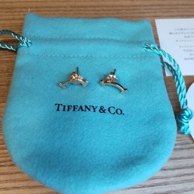 Tiffany＆Co. スマイルピアス  18Kローズゴールド