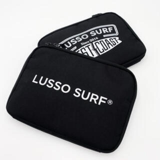 ロンハーマン(Ron Herman)の収納に便利　LUSSO SURF クラッチバッグ　ポーチ　RVCA(セカンドバッグ/クラッチバッグ)
