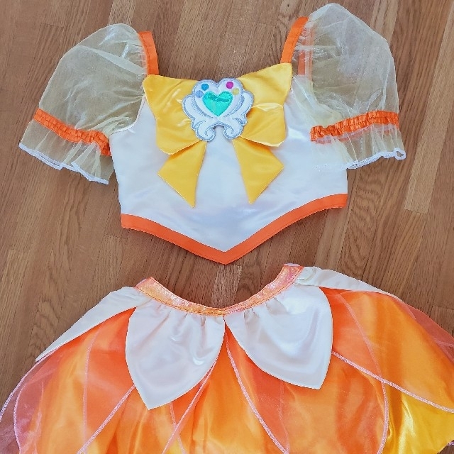 BANDAI(バンダイ)のハートキャッチプリキュア　ドレス　コスプレ　プリキュア エンタメ/ホビーのおもちゃ/ぬいぐるみ(キャラクターグッズ)の商品写真