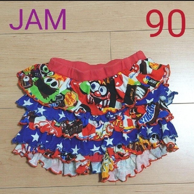 JAM(ジャム)のasucham様専用USED　ジャム　５段フリル　ショートパンツ　お菓子柄　90 キッズ/ベビー/マタニティのキッズ服女の子用(90cm~)(パンツ/スパッツ)の商品写真