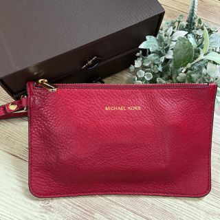 マイケルコース(Michael Kors)のマイケルコース MICHAEL KORS ポーチ リストレット　バックインバック(ショルダーバッグ)