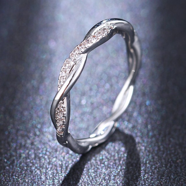 レディース リング メンズ ジルコニア 指輪 ホワイトゴールド レディースのアクセサリー(リング(指輪))の商品写真
