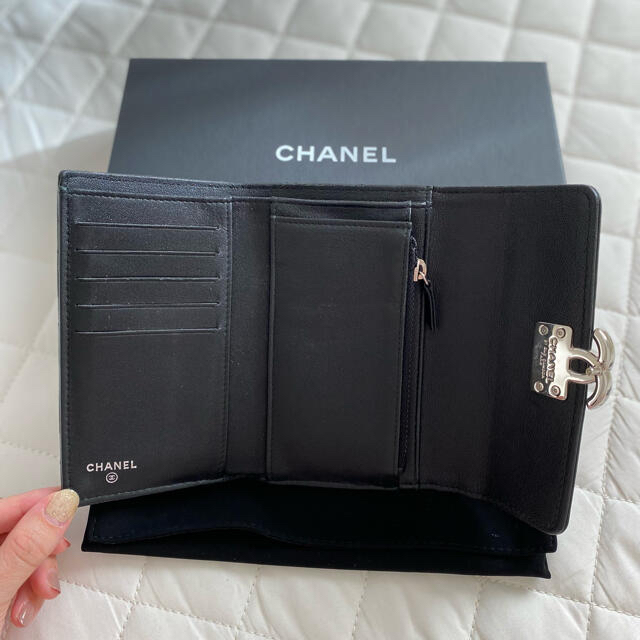 CHANEL(シャネル)のCHANEL  レディースのファッション小物(財布)の商品写真