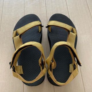 テバ(Teva)のテバ　厚底　サンダル(サンダル)