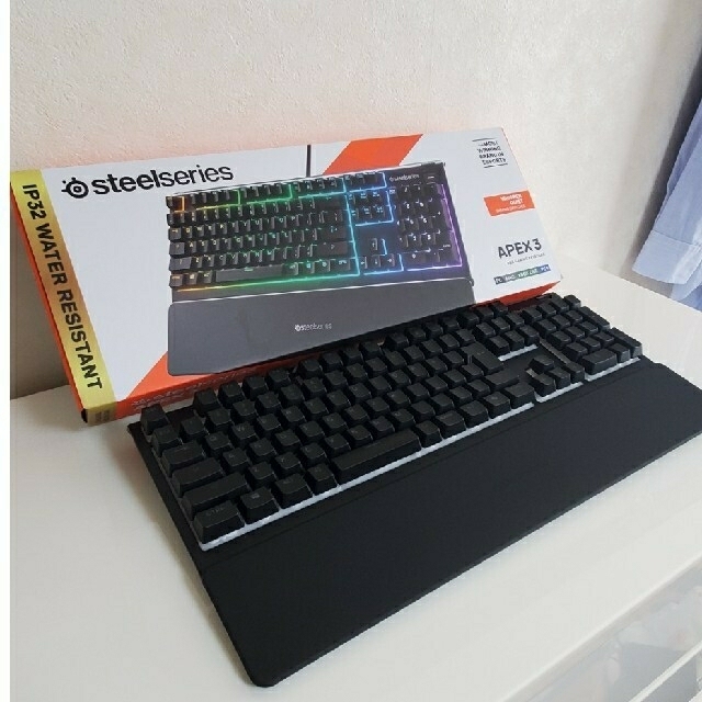 ゲーミングキーボード SteelSeries Apex3 1