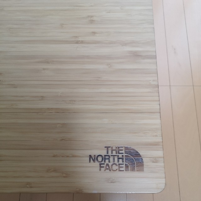 THE NORTH FACE(ザノースフェイス)のTNF THE NORTHFACE キャンプテーブルスリム　ノースフェイス  スポーツ/アウトドアのアウトドア(テーブル/チェア)の商品写真