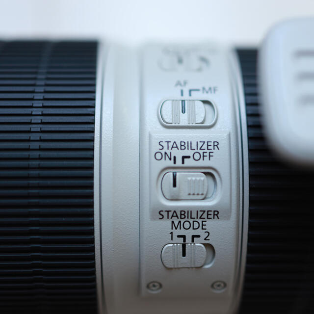 CANON EF 70-200mm F2.8L IS II USM 4