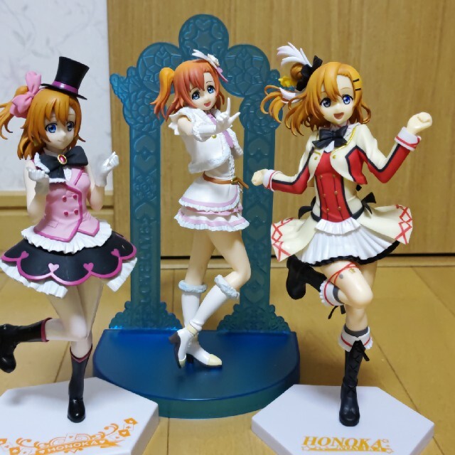 ラブライブ! 高坂穂乃果フィギュアセットの通販 by こずえの家's ラブライブ! 高坂穂乃果フィギュアセットの通販 by こずえの家's