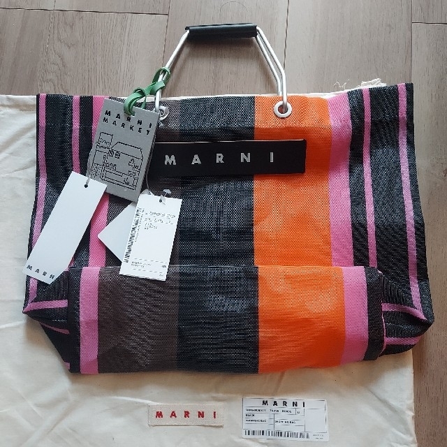 Marni - レア色MARNI新品未使用マルニフラワーカフェストライプバッグ ...