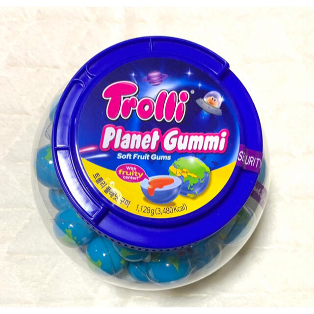 訳ありトローリ Trolli 地球グミ 10個 正規品 食品/飲料/酒の食品(菓子/デザート)の商品写真