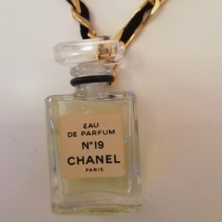 シャネル(CHANEL)のお安くなりました♪シャネルの香水ネックレス(ネックレス)