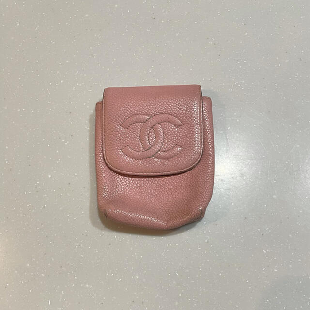 CHANEL(シャネル)のCHANEL（シャネル）シガレットケース キャビアスキン ピンク レディースのファッション小物(ポーチ)の商品写真