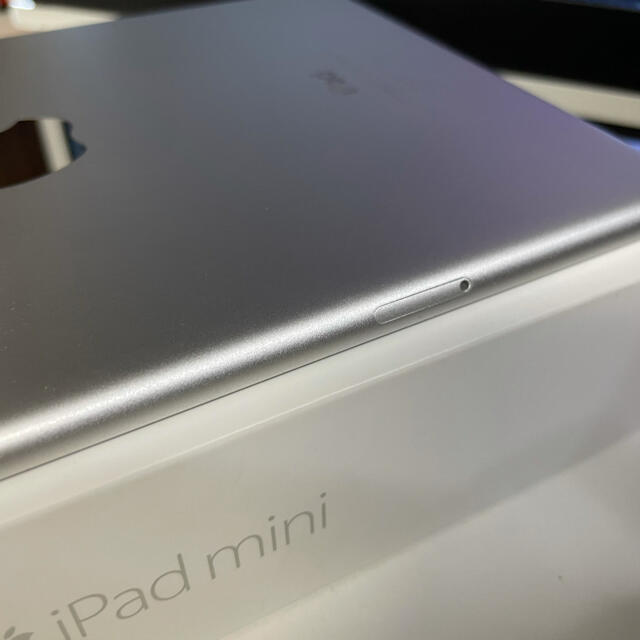 【美品】【大容量128GB】iPad mini 4 Wi-Fi＋セルラー 5