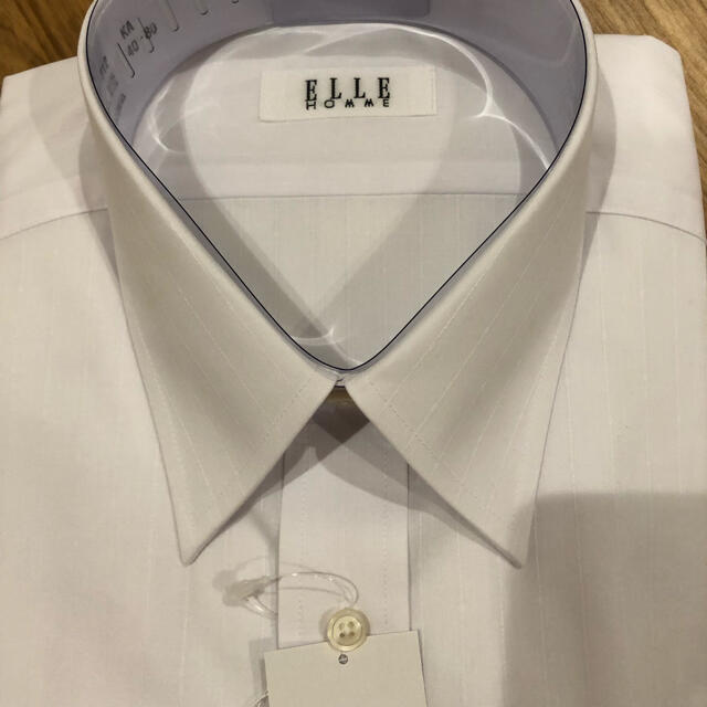 ELLE(エル)のブランド　メンズ　ビジネス　シャツ　白　2枚セット　ELLE 新品　未使用 メンズのトップス(シャツ)の商品写真