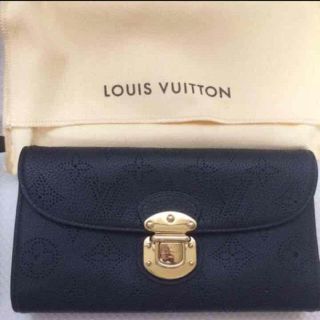 ルイヴィトン(LOUIS VUITTON)のルイヴィトン マヒナ 財布   超美品！！今だけお値下げ(財布)