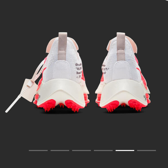 NIKE(ナイキ)のOFF-WHITE × NIKE AIR ZOOM TEMPO NEXT%  メンズの靴/シューズ(スニーカー)の商品写真