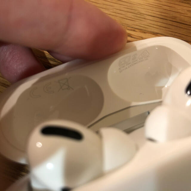 おまけ付き air pods pro 本物 偽物なら返品受け付けます