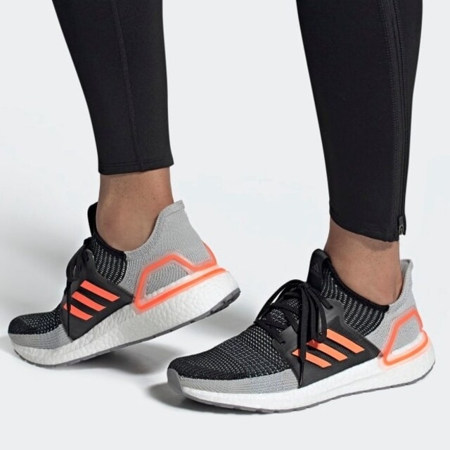adidas(アディダス)の新品 ウルトラブースト アディダス Ultra イージー Yeezy boost メンズの靴/シューズ(スニーカー)の商品写真