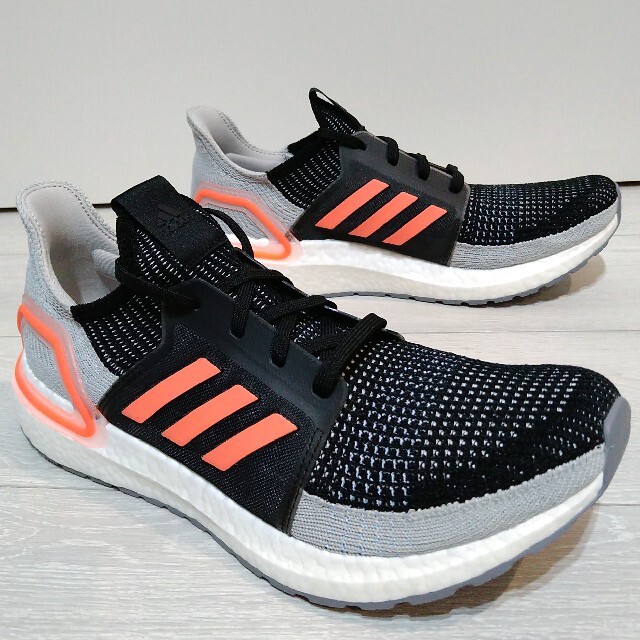 adidas(アディダス)の新品 ウルトラブースト アディダス Ultra イージー Yeezy boost メンズの靴/シューズ(スニーカー)の商品写真