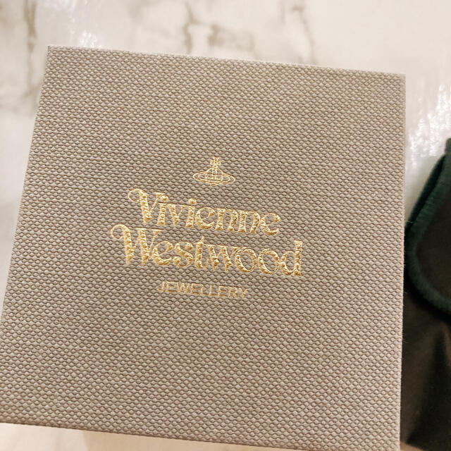 Vivienne Westwood(ヴィヴィアンウエストウッド)の24時間以内発送！！美品★ヴィヴィアンウエストウッド  空箱　布袋　セット　 インテリア/住まい/日用品のオフィス用品(ラッピング/包装)の商品写真