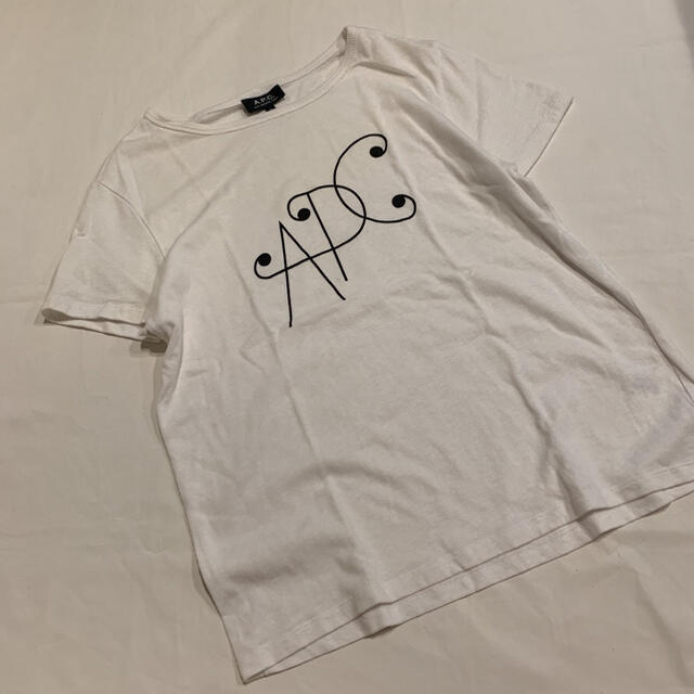 A.P.C(アーペーセー)のA.P.C. アーペーセー　APC ロゴ　Tシャツ レディースのトップス(Tシャツ(半袖/袖なし))の商品写真