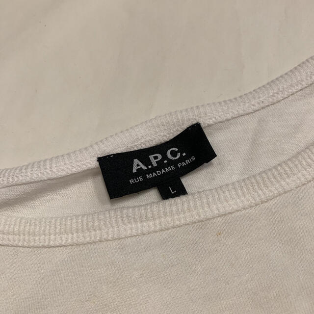 A.P.C(アーペーセー)のA.P.C. アーペーセー　APC ロゴ　Tシャツ レディースのトップス(Tシャツ(半袖/袖なし))の商品写真