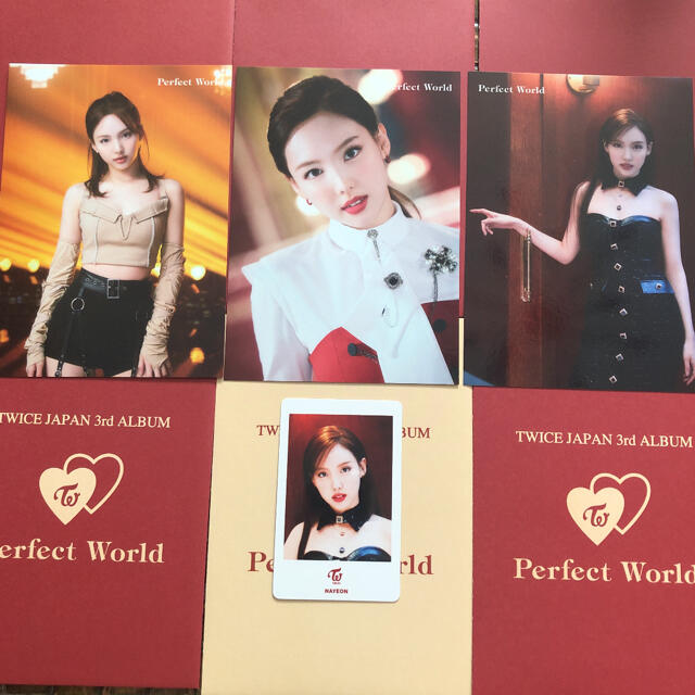 Waste(twice)(ウェストトゥワイス)のtwice Perfect  world ラントレ　ナヨン エンタメ/ホビーのタレントグッズ(アイドルグッズ)の商品写真