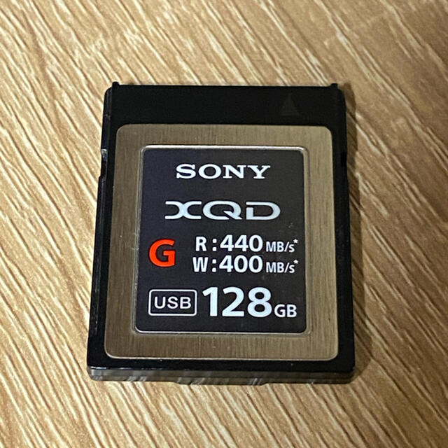 SONY(ソニー)のSONY XQDメモリー 128GB スマホ/家電/カメラのカメラ(その他)の商品写真
