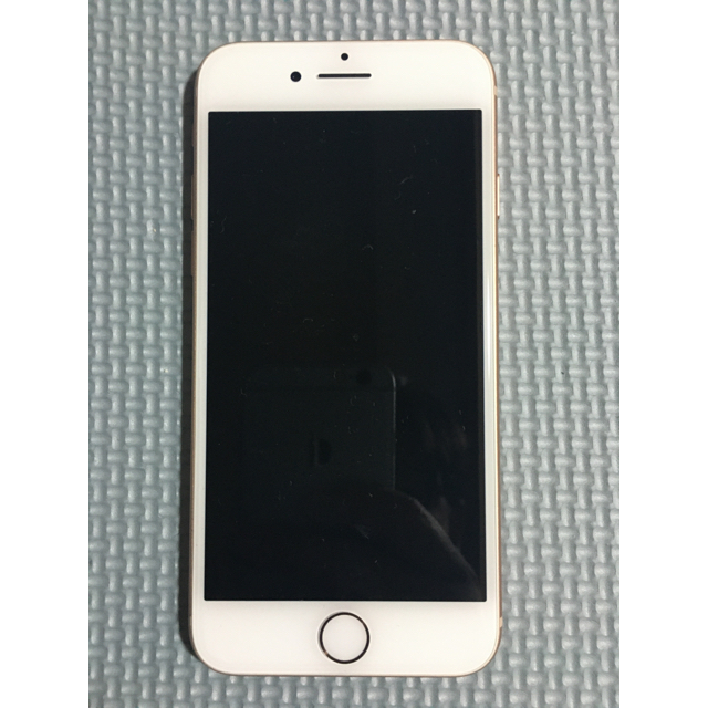 iPhone(アイフォーン)のiPhone 8 Gold 64 GB SIMフリー　更に　値引‼️ スマホ/家電/カメラのスマートフォン/携帯電話(スマートフォン本体)の商品写真