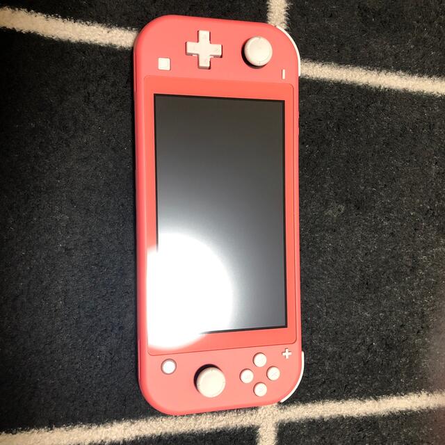 【箱付き】Nintendo SWITCH LITE コーラル