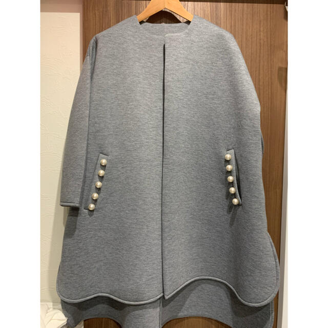トレフルプラスワン⭐︎ノーカラーダブルフェイスコートpearlパール付