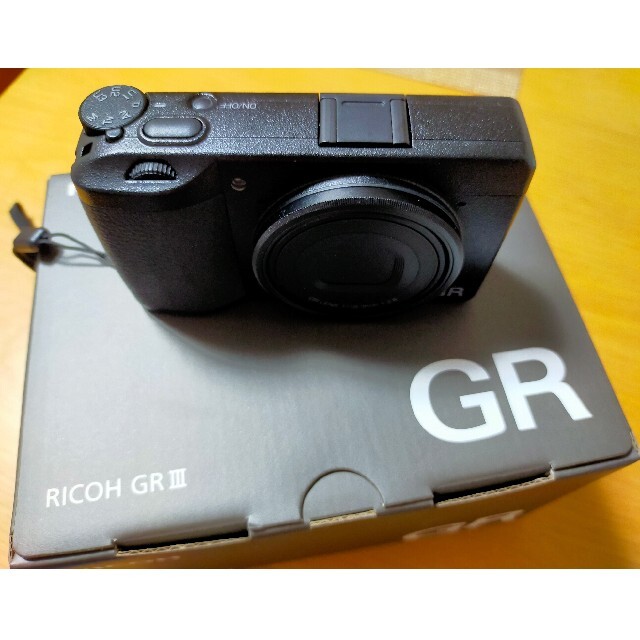 数量は多 RICOH 美品 - RICOH リコー 予備純正バッテリー付き 3 GR コンパクトデジタルカメラ