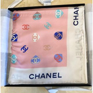 シャネル(CHANEL)の最終値下げ【新品・完売】CHANEL シャネル スカーフ ピンク リボン柄(バンダナ/スカーフ)