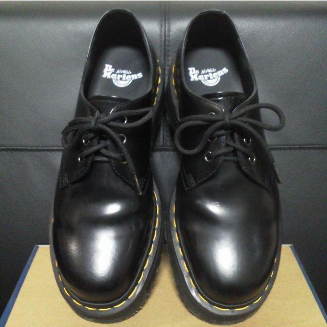 Dr.Martens(ドクターマーチン)の【極美品】Dr.Martens 1461QUAD UK8 黒 厚底 3ホール メンズの靴/シューズ(ブーツ)の商品写真