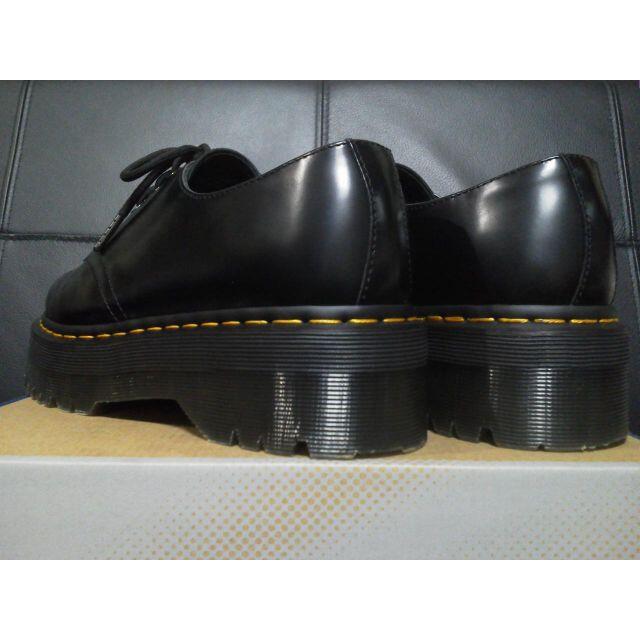 Dr.Martens(ドクターマーチン)の【極美品】Dr.Martens 1461QUAD UK8 黒 厚底 3ホール メンズの靴/シューズ(ブーツ)の商品写真