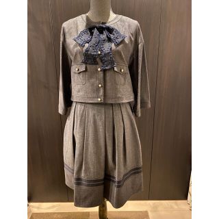 トゥービーシック(TO BE CHIC)のTO BE CHIC デニムライク上下サイズ42(セット/コーデ)