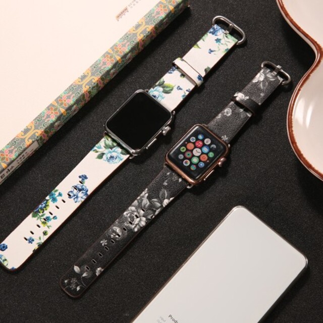 Apple watch 用 互換 バンド フラワー レザー 38mm 40mm レディースのファッション小物(腕時計)の商品写真