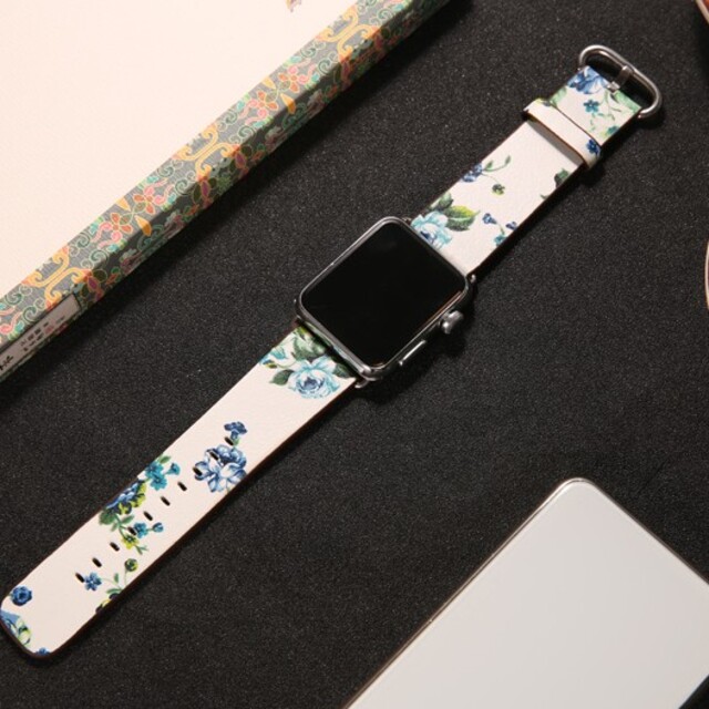 Apple watch 用 互換 バンド フラワー レザー 38mm 40mm レディースのファッション小物(腕時計)の商品写真
