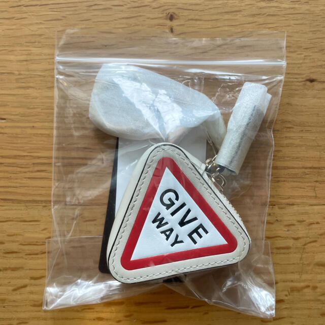 L'Appartement DEUXIEME CLASSE(アパルトモンドゥーズィエムクラス)のGOOD GRIEF/グッドグリーフ medicine Key ring レディースのファッション小物(キーホルダー)の商品写真