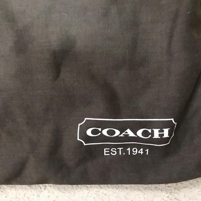 COACH(コーチ)のCOACHの鞄を買った時の保存袋です。 レディースのバッグ(ショップ袋)の商品写真