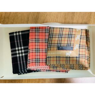 バーバリー(BURBERRY)のBurberry 未使用品　ハンカチセット　＊箱に凹み有(日用品/生活雑貨)