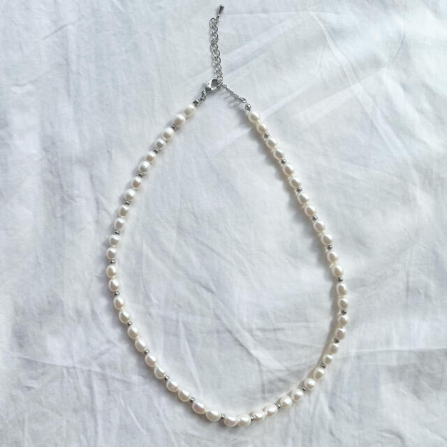 pearl necklace