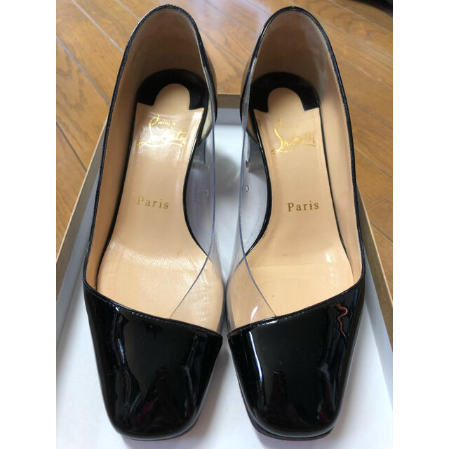 Christian Louboutin(クリスチャンルブタン)の定価113,400円‼︎♡超美品♡クリスチャンルブタンエナメルパンプス レディースの靴/シューズ(ハイヒール/パンプス)の商品写真