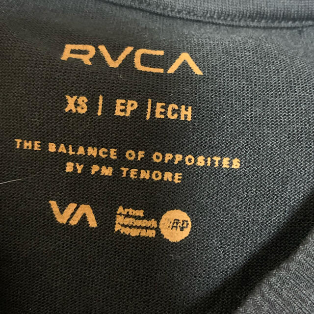 RVCA(ルーカ)のRVCA 黒ワンピース レディースのワンピース(ひざ丈ワンピース)の商品写真