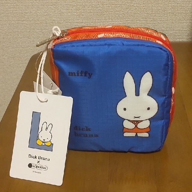 LeSportsac(レスポートサック)の65周年ミッフィー  × LeSportsac コラボ ポーチ エンタメ/ホビーのおもちゃ/ぬいぐるみ(キャラクターグッズ)の商品写真