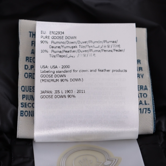 MONCLER(モンクレール)のモンクレール  ナイロン  ブラック レディース その他アウター レディースのジャケット/アウター(その他)の商品写真