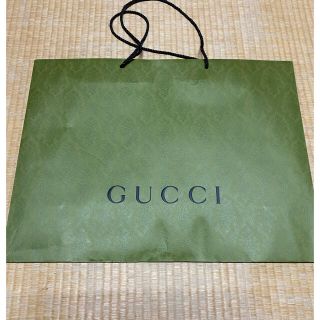 グッチ(Gucci)のGUCCI 紙袋　大きめ(ショップ袋)