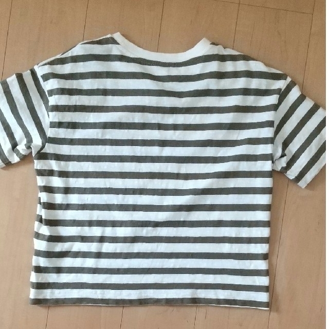 GU(ジーユー)のボーダーTシャツ レディースのトップス(Tシャツ(半袖/袖なし))の商品写真